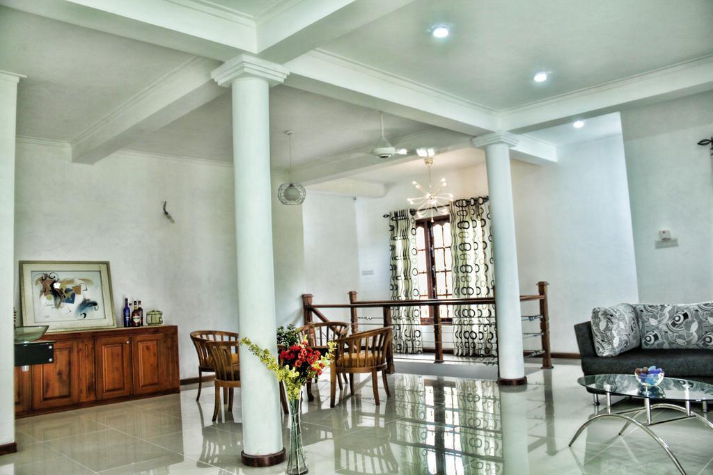 Nivahana Homestay Kandy Exterior foto
